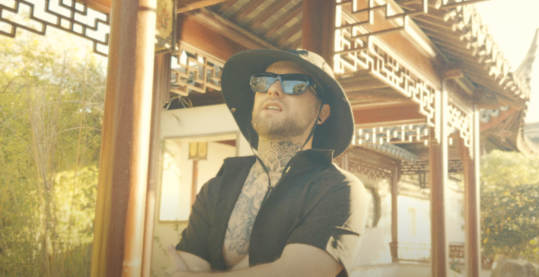 MartinoW sort « YAKUZA » : l’honneur comme seul héritage