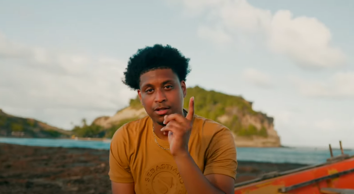 Mousko navigue en eaux sensibles avec « One piece »