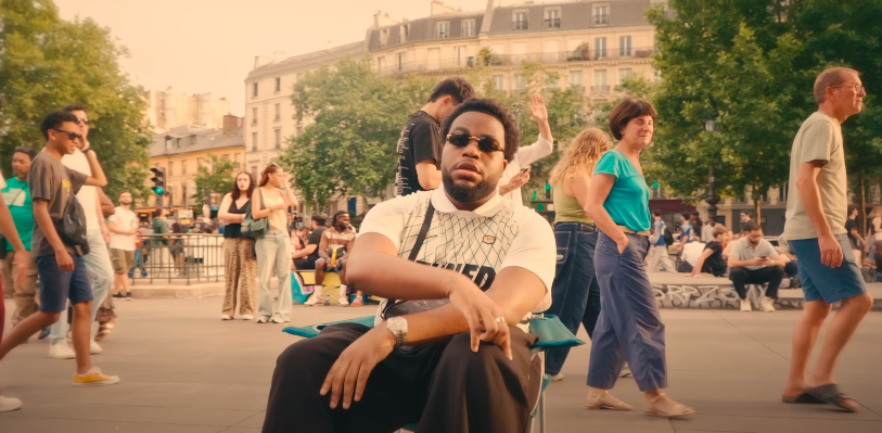 Avec « FAMII », Gourou explore les liens qui le motivent