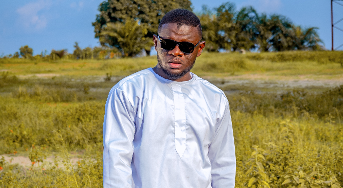 Mr Lumumba : « Personne n’est parfait », l’art d’assumer ses failles
