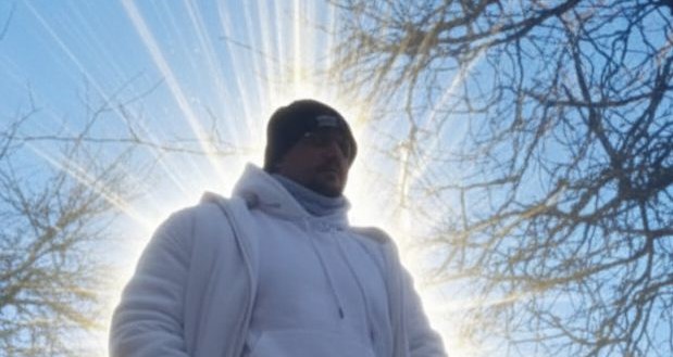Galaxy Bk : The Prince of The Galaxy – Renaissance Album 2026 : Gravez dans nos cœurs