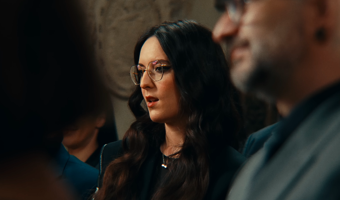 Veronica Fusaro plonge dans les eaux troubles d’« Alice »